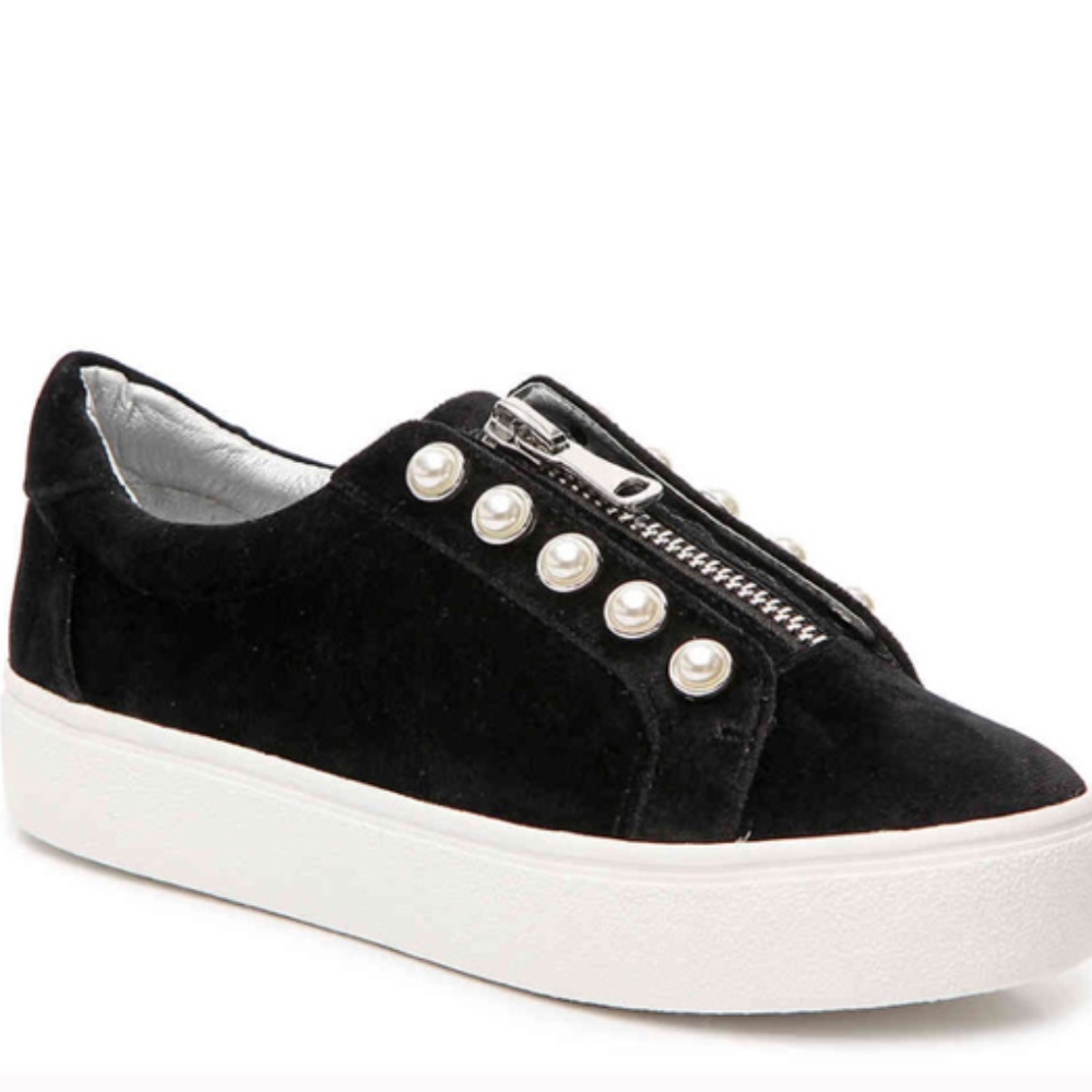 Steve Madden Pearl Embellished Platform Shoes